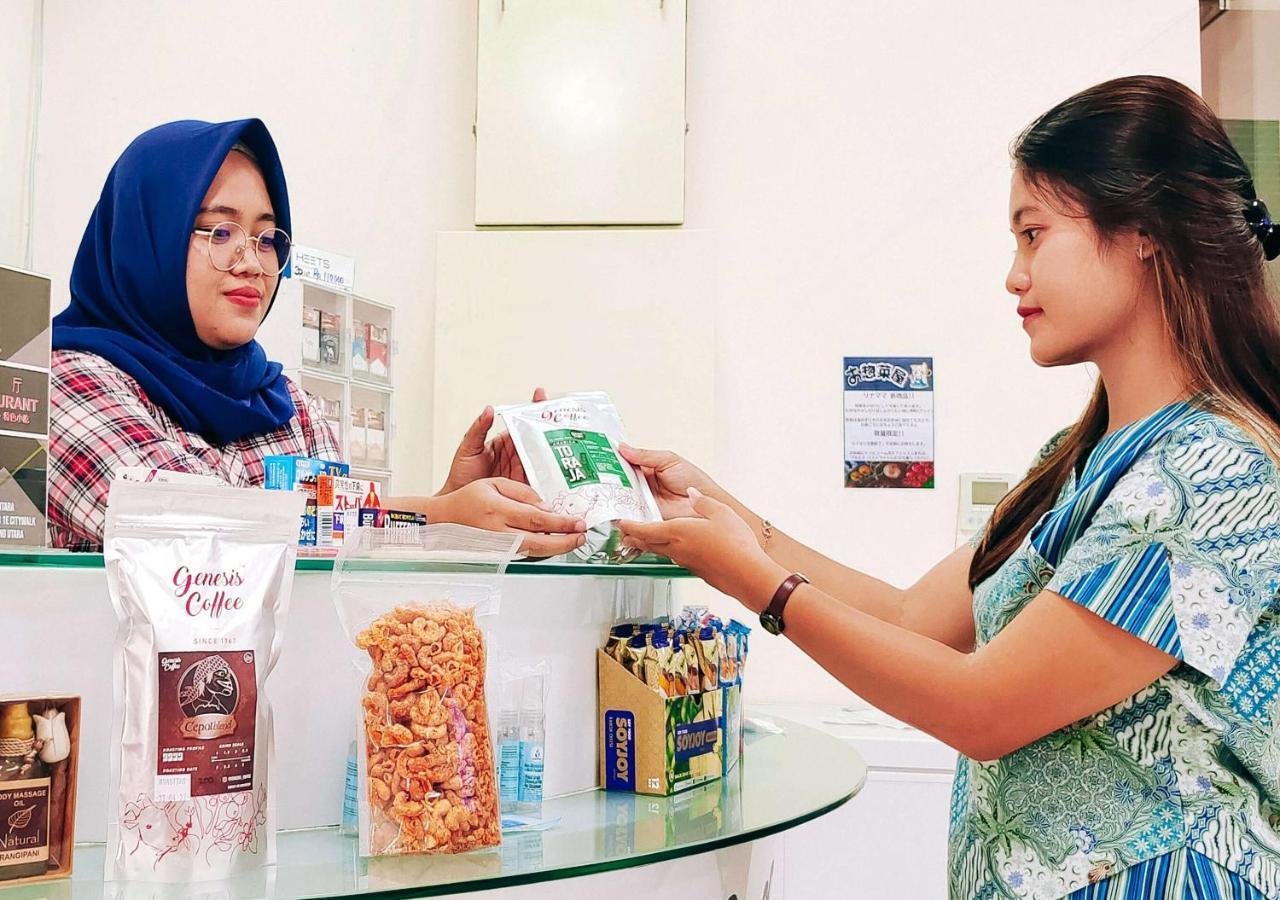 Le Premier Hotel Deltamas Cikarang Esterno foto