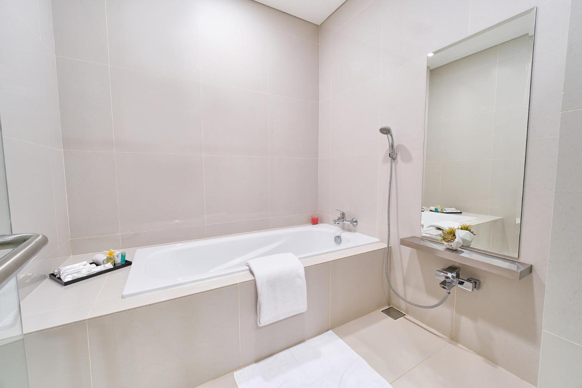 Le Premier Hotel Deltamas Cikarang Camera foto